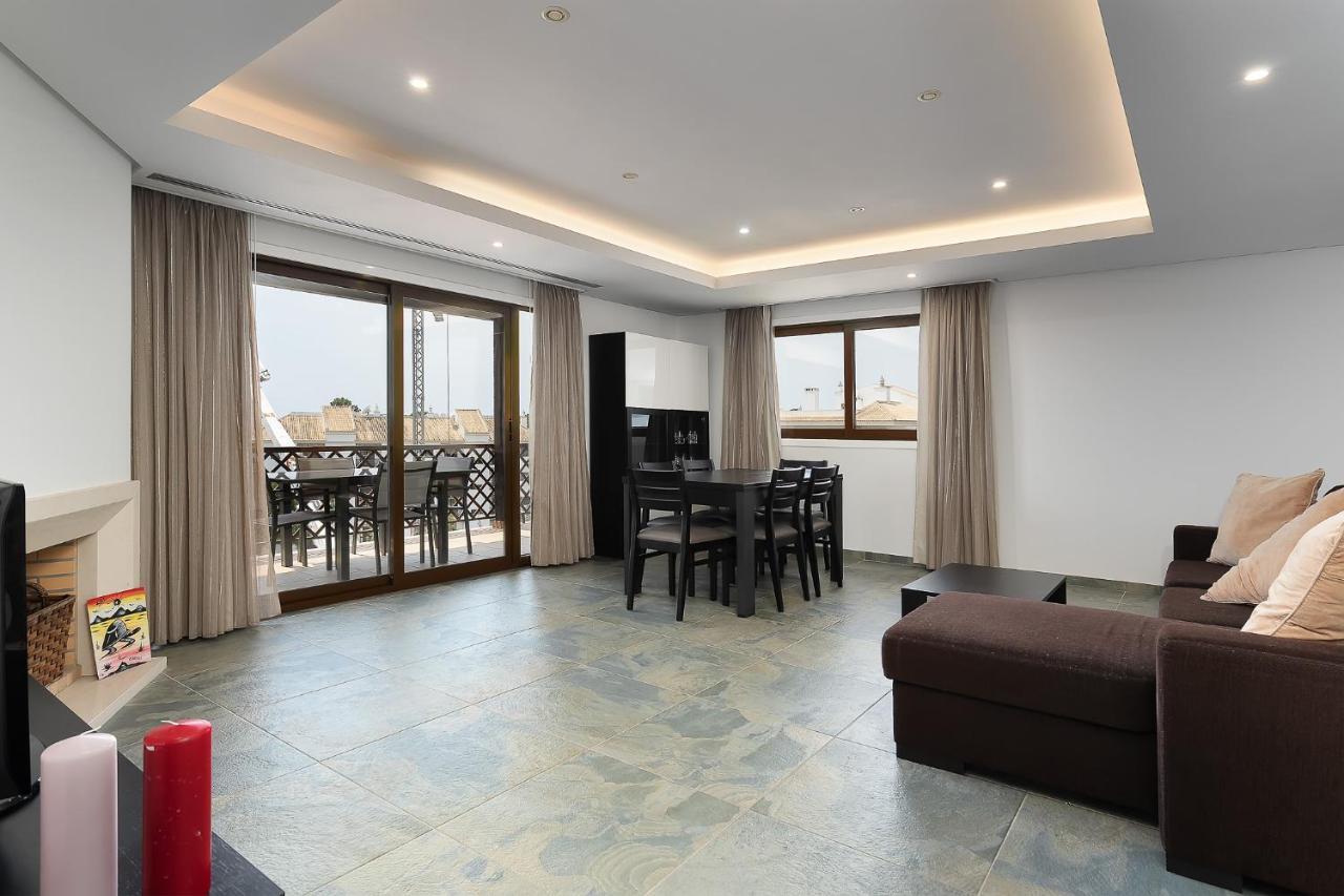 Elegance W/ Balcony & Pool By Lovelystay * Albufeira