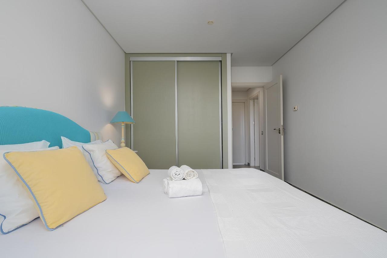 Apartment Elegance W/ Balcony & Pool By Lovelystay *